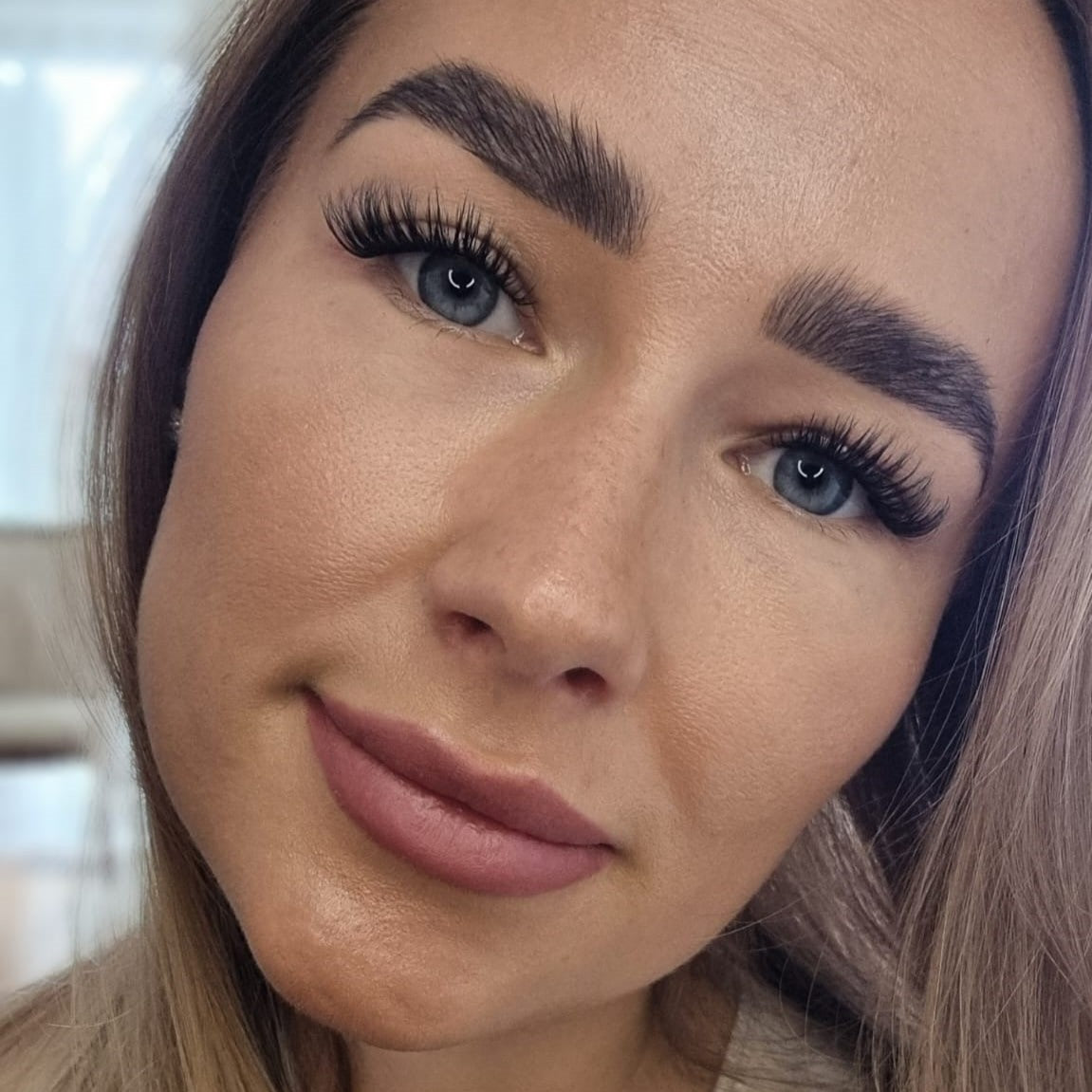 Cat eye Lashes